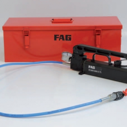 Hydraulic hand pump