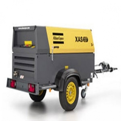 Oil injected screw compressor (portable)